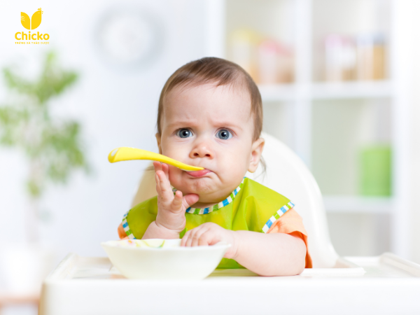 thời điểm vàng để bé ăn trứng