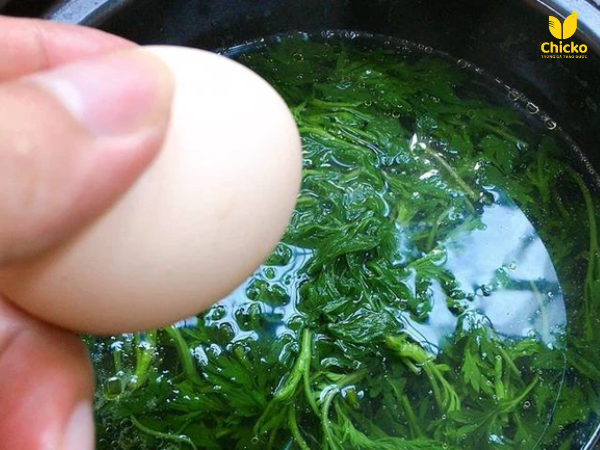 cách nấu canh trứng gà ngải cứu